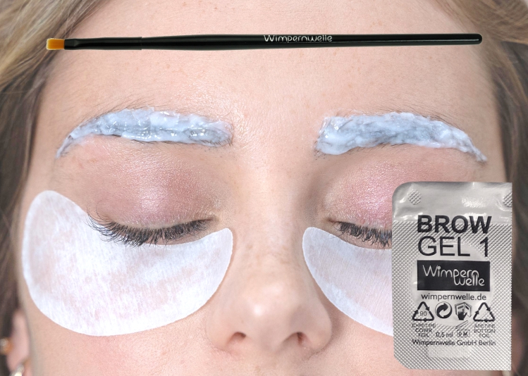 Brow Lifting Anleitung - Schritt 2